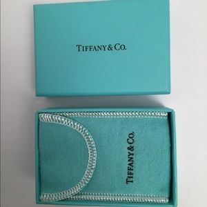 2 x 3 Tiffany & Co. anti tarnish pouch and box T12